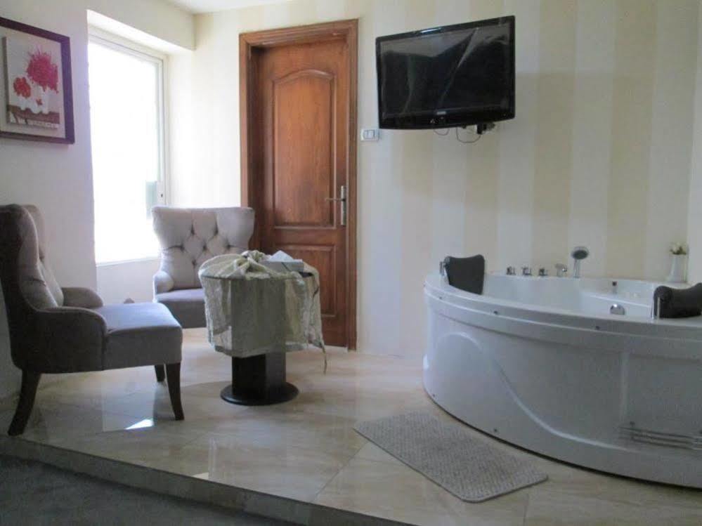 עמאן Excelencia Hotel Suites מראה חיצוני תמונה